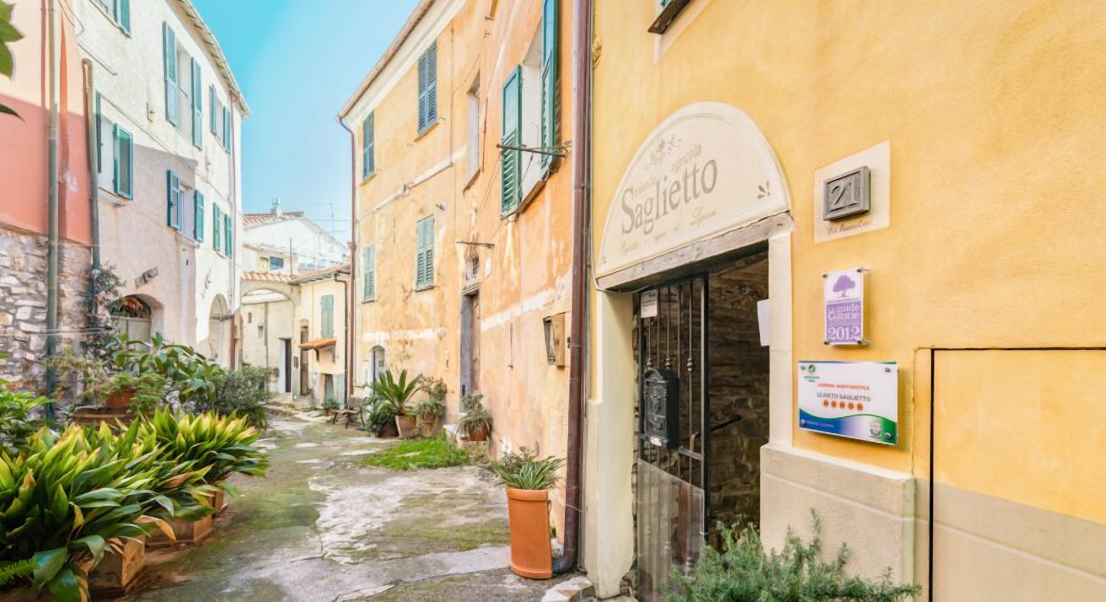 Facciata della struttura