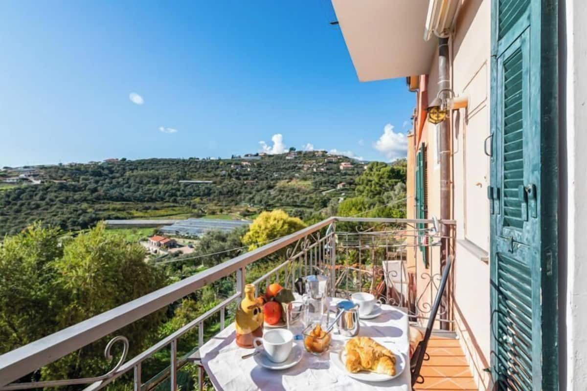 Apartamento Deluxe, balcón, vistas parciales al mar (Poggiolo) | Vistas del balcón