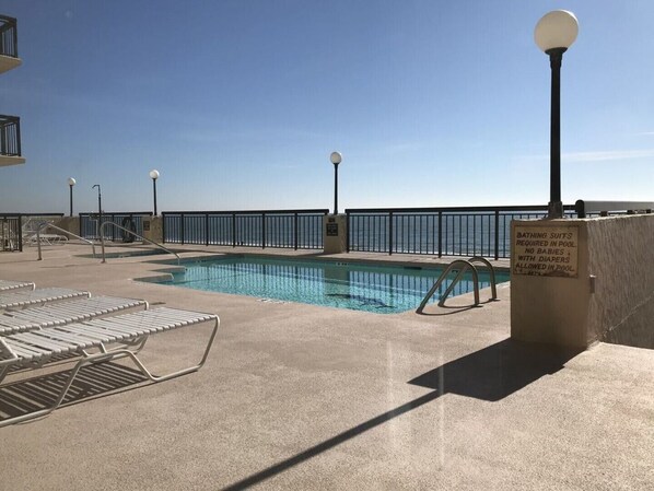 Piscina a l'aire lliure