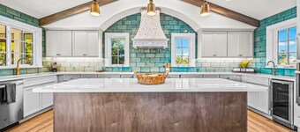 Luxury Home with Pool and Dock for Fishing!