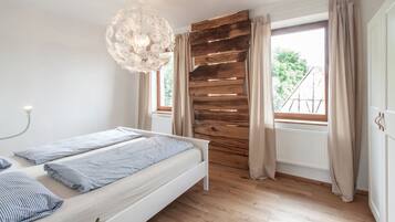 1 bedroom, desk, free WiFi