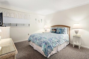 3 bedrooms, iron/ironing board, free WiFi