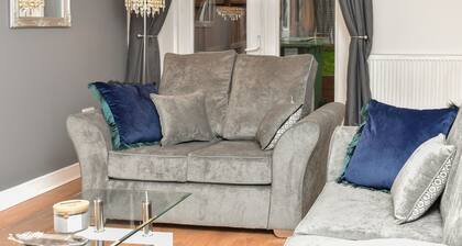 Foxley Place - MK City house