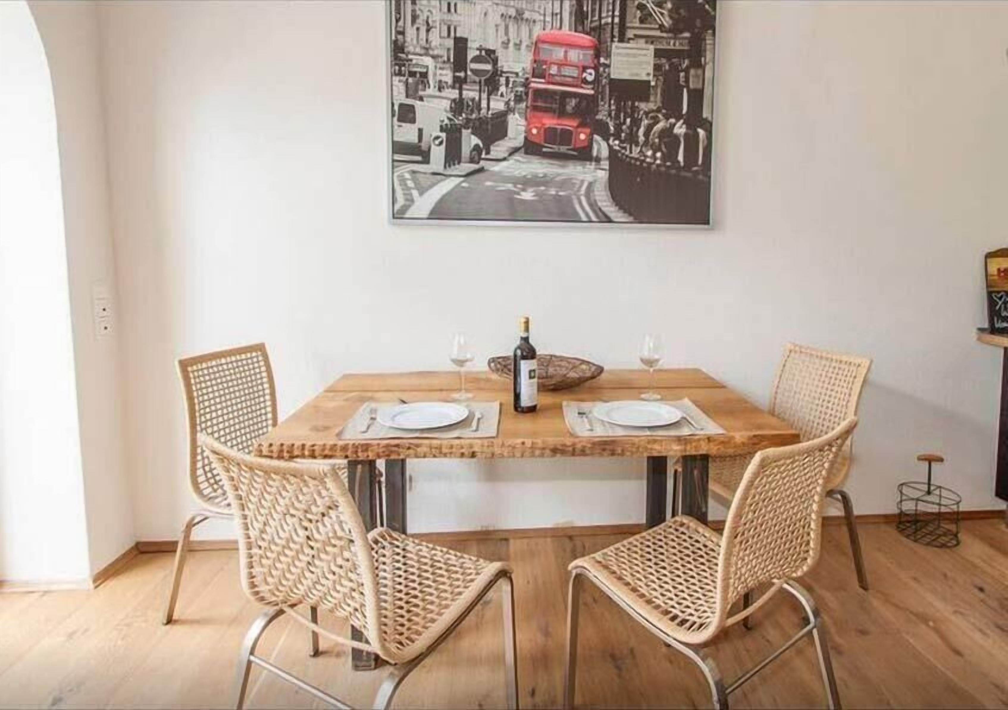 Apartment | In-room dining