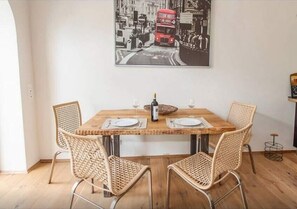 Apartment | In-room dining - Kulturspeicher - Congress Centrum (Würzburg)