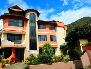 Exterior - Hostal Tungurahua (Baños de Agua Santa)
