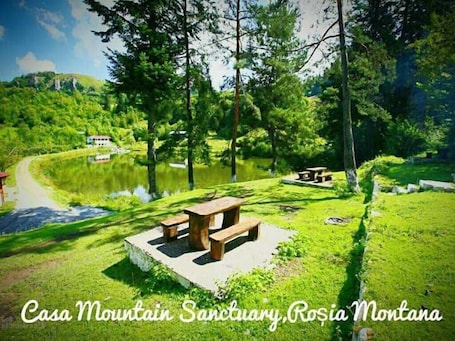 Exterior. Sejour Farm Casa Mountain Sanctuary