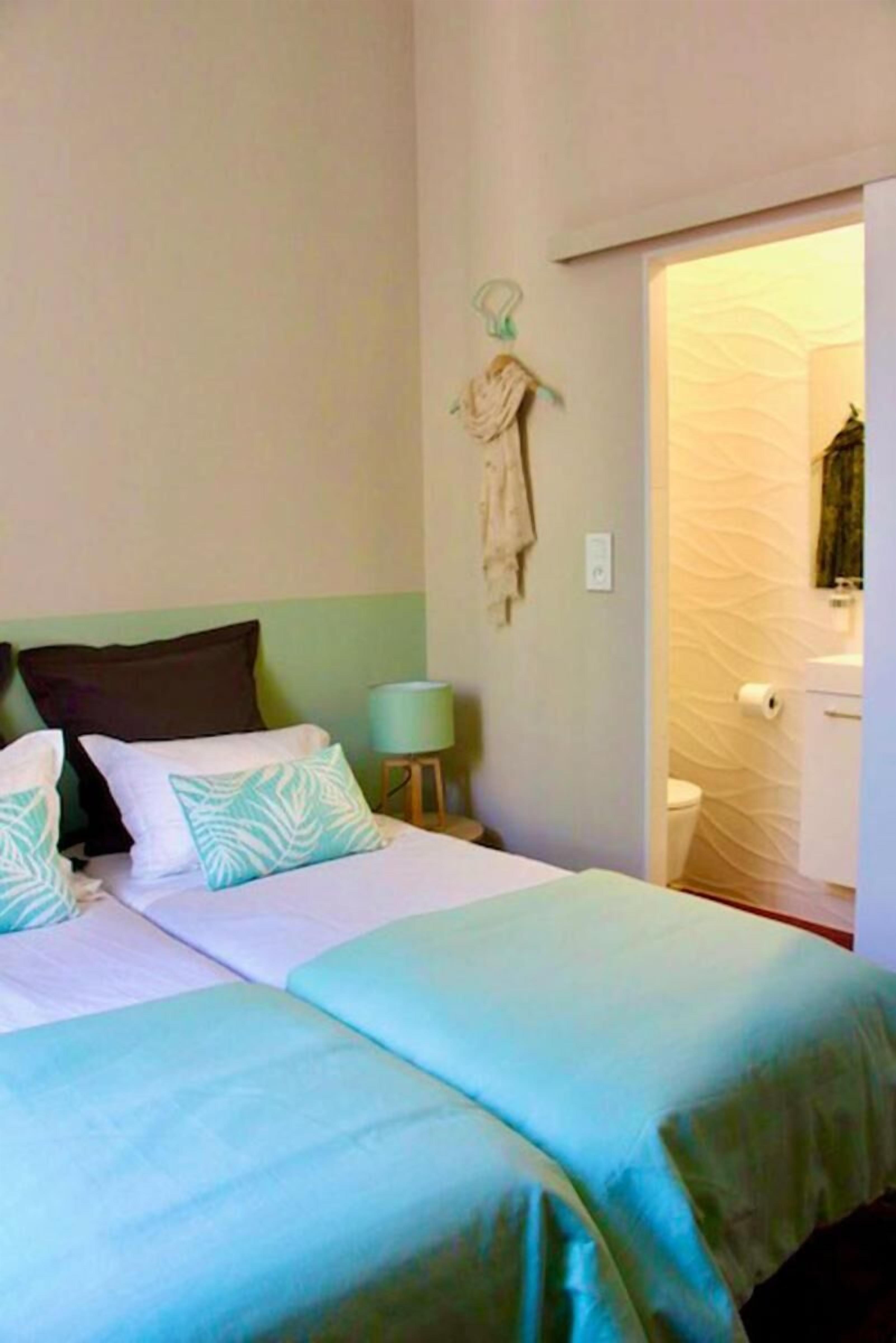 Chambres insonorisées, Wi-Fi gratuit, draps fournis