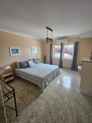 5 bedrooms, iron/ironing board, travel cot, free WiFi