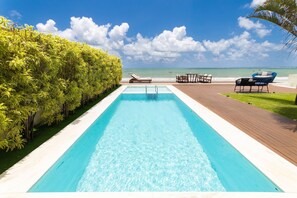 Deluxe Villa | Pool | Outdoor pool - Casa luxuosa a beira mar de Jacumã RN (Ceara-Mirim)