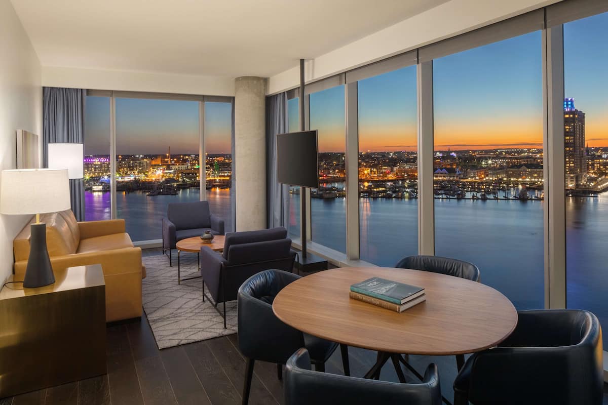 1 bedroom, in-room safe, individually furnished, desk