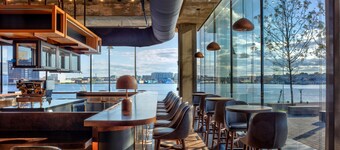 Canopy by Hilton Baltimore Harbor Point