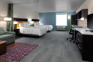 Escritorio, wifi gratis y ropa de cama 