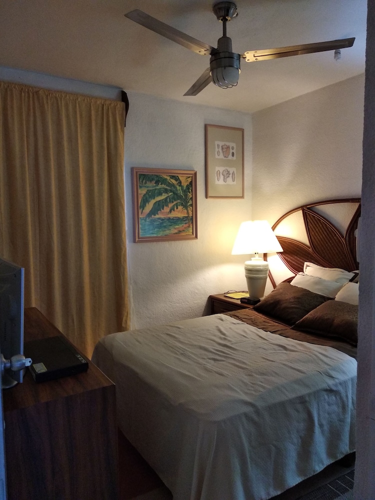 Casa Bikini - Wifi - Kitchen - Tv - Park Supermarket Restaurants Nearby - Cancún