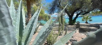  Fly to Loreto, Beach front 4 bdr, 3 king suites! Coyote Beach, Concepcion Bay