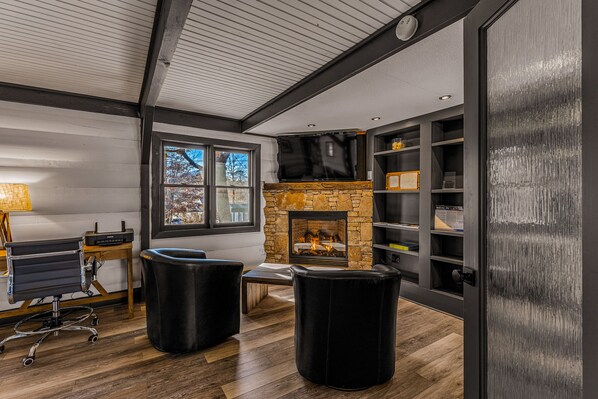 Reception - The Wells Cashiers (Cashiers)