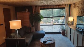 TV, offices