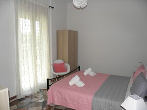 2 Schlafzimmer, Bügeleisen/Bügelbrett, WLAN, Bettwäsche