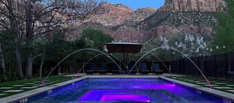 New Swimming pool! Private Family Home - Closest Villa to Zion National park!