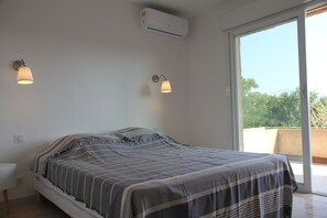 3 habitaciones, tabla de planchar con plancha y wifi gratis 