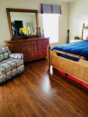 2 bedrooms, iron/ironing board, free WiFi, bed sheets - Beautiful Villa in the Heart of Florida's Friendliest Active Adult Community (The Villages)