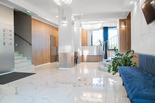 Hotel Urbi