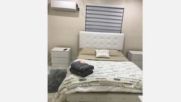 1 chambre, fer et planche Ă repasser, Wi-Fi gratuit, draps fournis