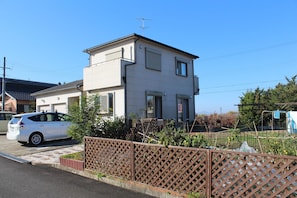 Exterior - Yamanobenomichi teku teku (Tenri)