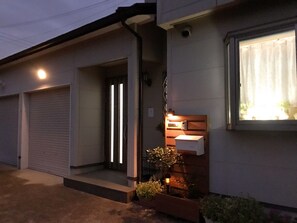 Exterior - Yamanobenomichi teku teku (Tenri)