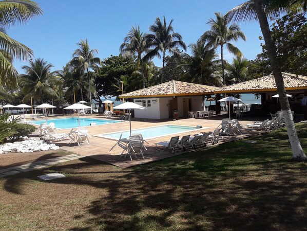 Piscine extérieure