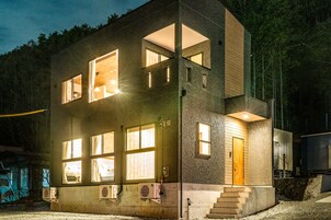 Front of property - evening/night