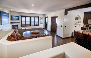 TV - HOLIDAY SPECIALS BOOKING NOW! (Avalon)