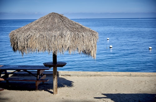 Hands-Down Best Deal in Catalina!