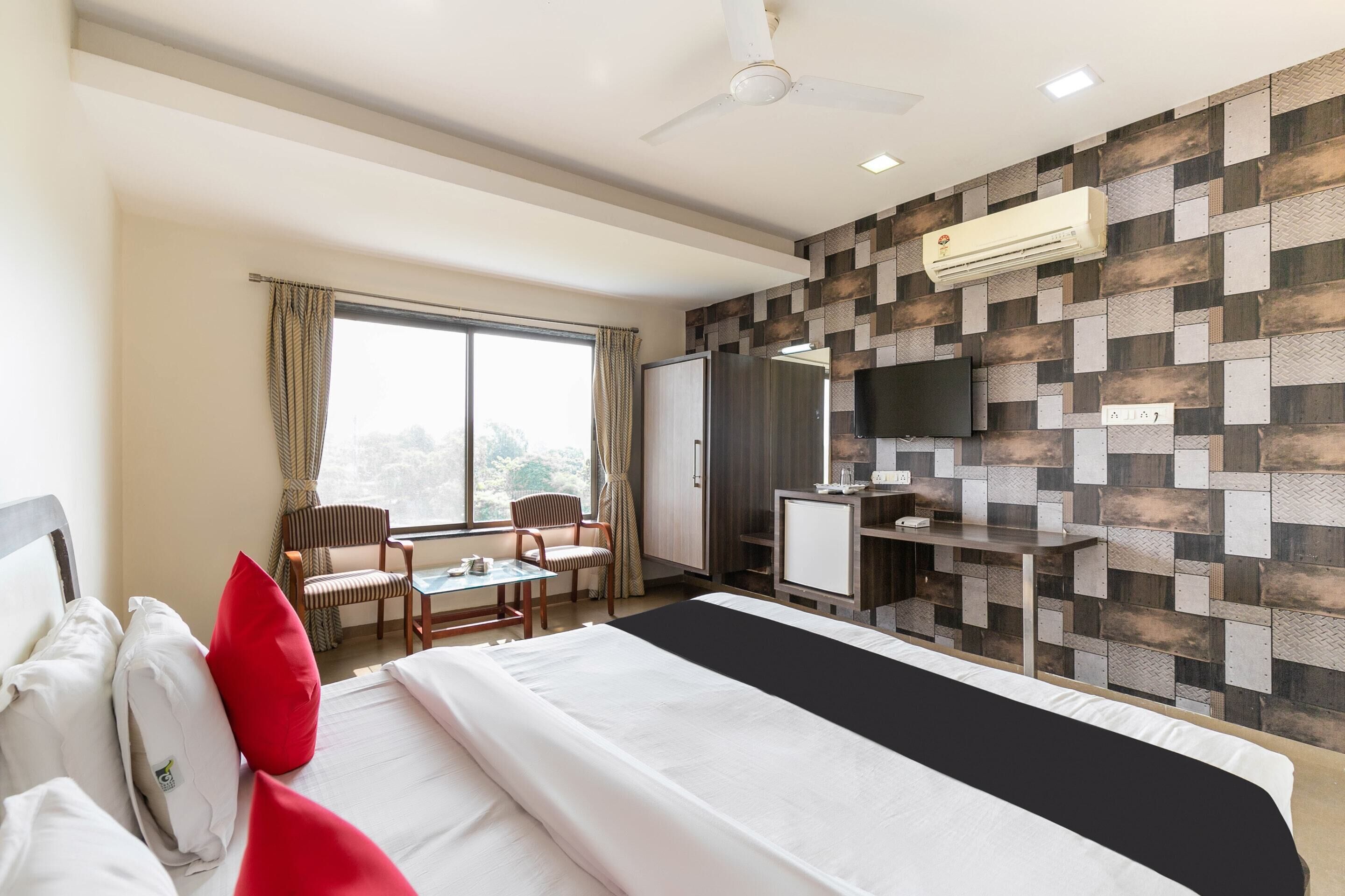 Free minibar