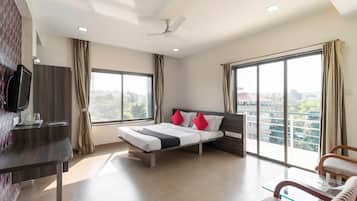 Standard Double Room | Free minibar