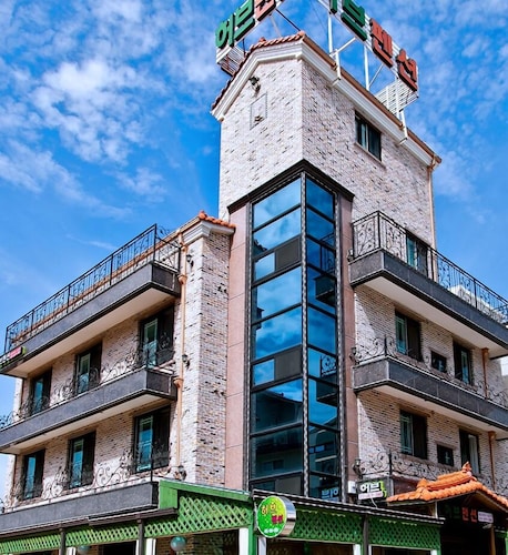 Daecheon Hub Pension