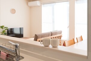 Villa 2 | Living area | Flat-screen TV