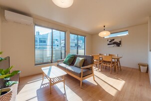 別墅 (2) | 客廳 | 平面電視
