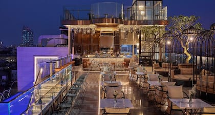 Peridot Grand Luxury Boutique Hotel