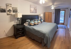 5 bedrooms, travel cot, free WiFi, bed sheets