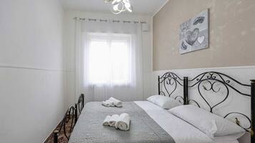 2 Schlafzimmer, Bügeleisen/Bügelbrett, WLAN