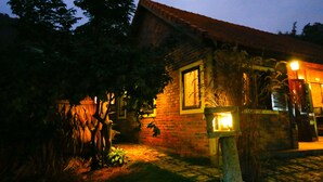 Unclassified image, 4 of 16, button - Bi's House (Bai Chay)