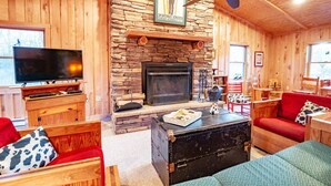 Living room - Windsong (Dryfork)