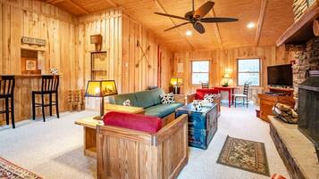 House | Living room