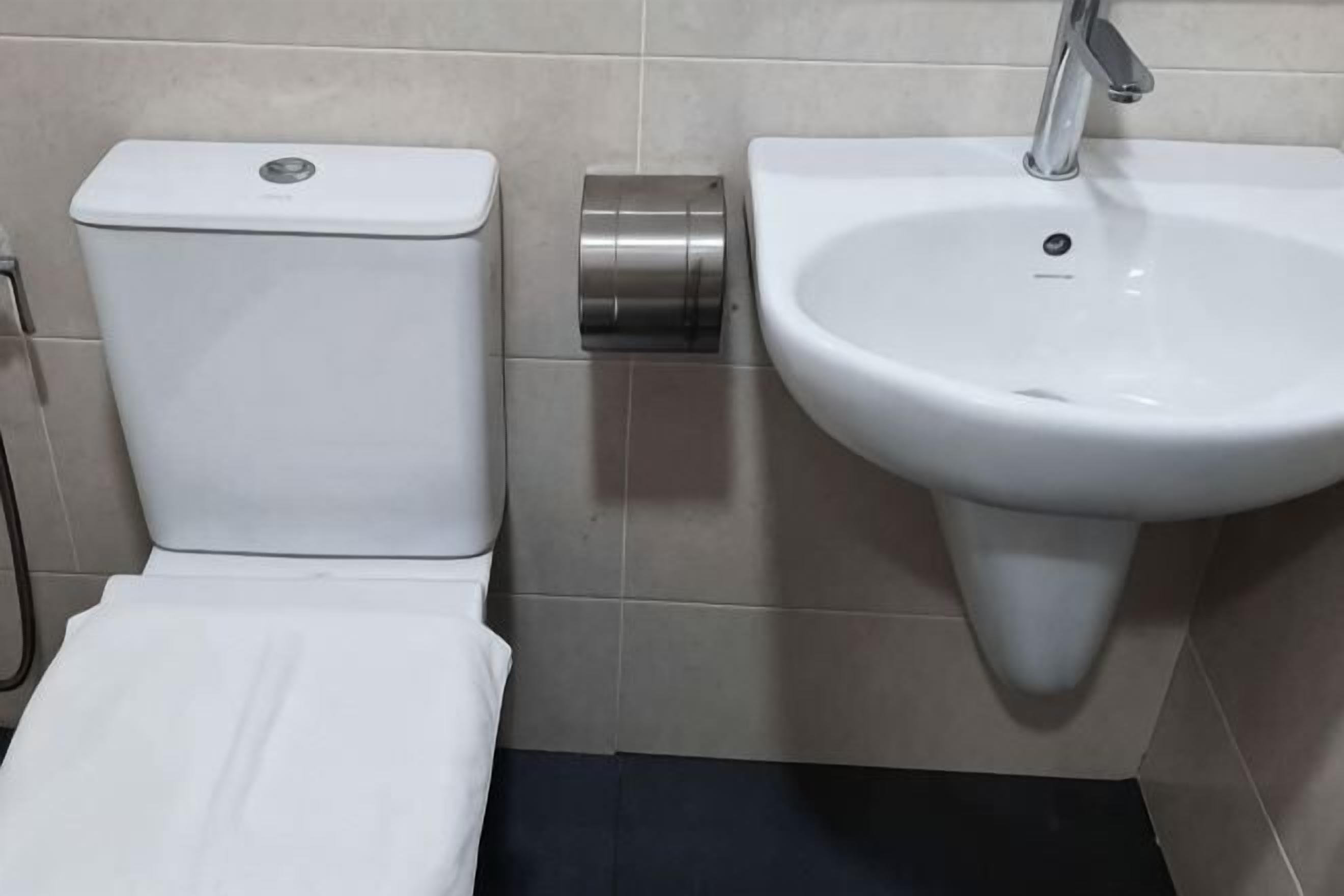 Bathroom | Shower, hair dryer (on request), slippers, towels