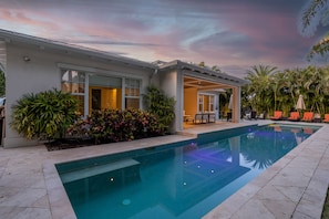 Outdoor pool, a heated pool
