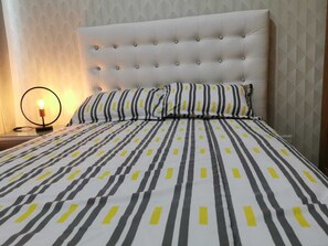 3 habitaciones, tabla de planchar con plancha y wifi gratis 