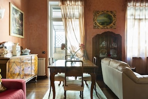 Restauration dans la chambre