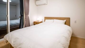 办公桌、熨斗/熨衣板、免费 WiFi