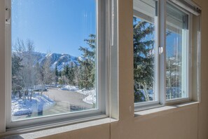 Condo, 3 Bedrooms (Snowcreek #510 Phase IV) | Mountain view - Snowcreek #510 Phase IV (Mammoth Lakes)